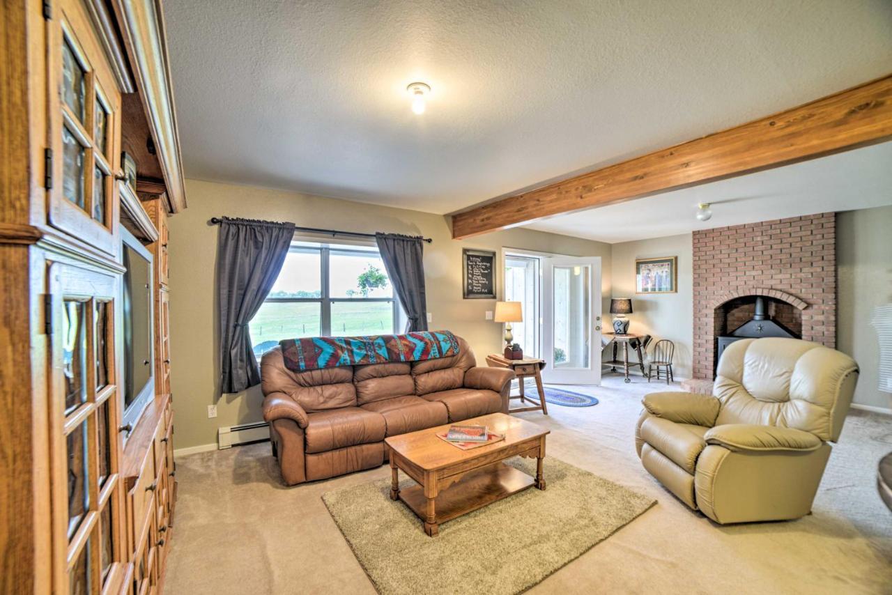 Walkout Apartment With Mtn View On Cortez Ranch Buitenkant foto